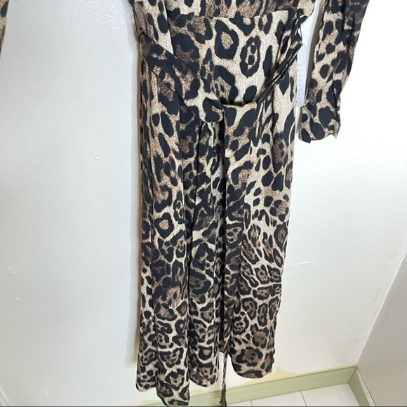 Eliza J Belted Long Sleeve Leopard Print Midi Dress - Picture 5 of 8
